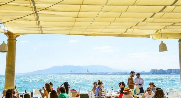 El empleo turístico en la Costa del Sol impulsa la economía provincial en el primer trimestre de 2025