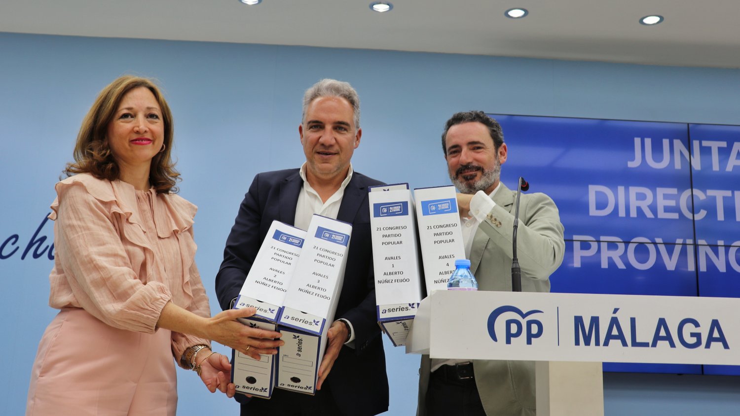 El PP de Málaga recoge más de 10.200 avales para la reelección de Feijóo como presidente nacional del partido