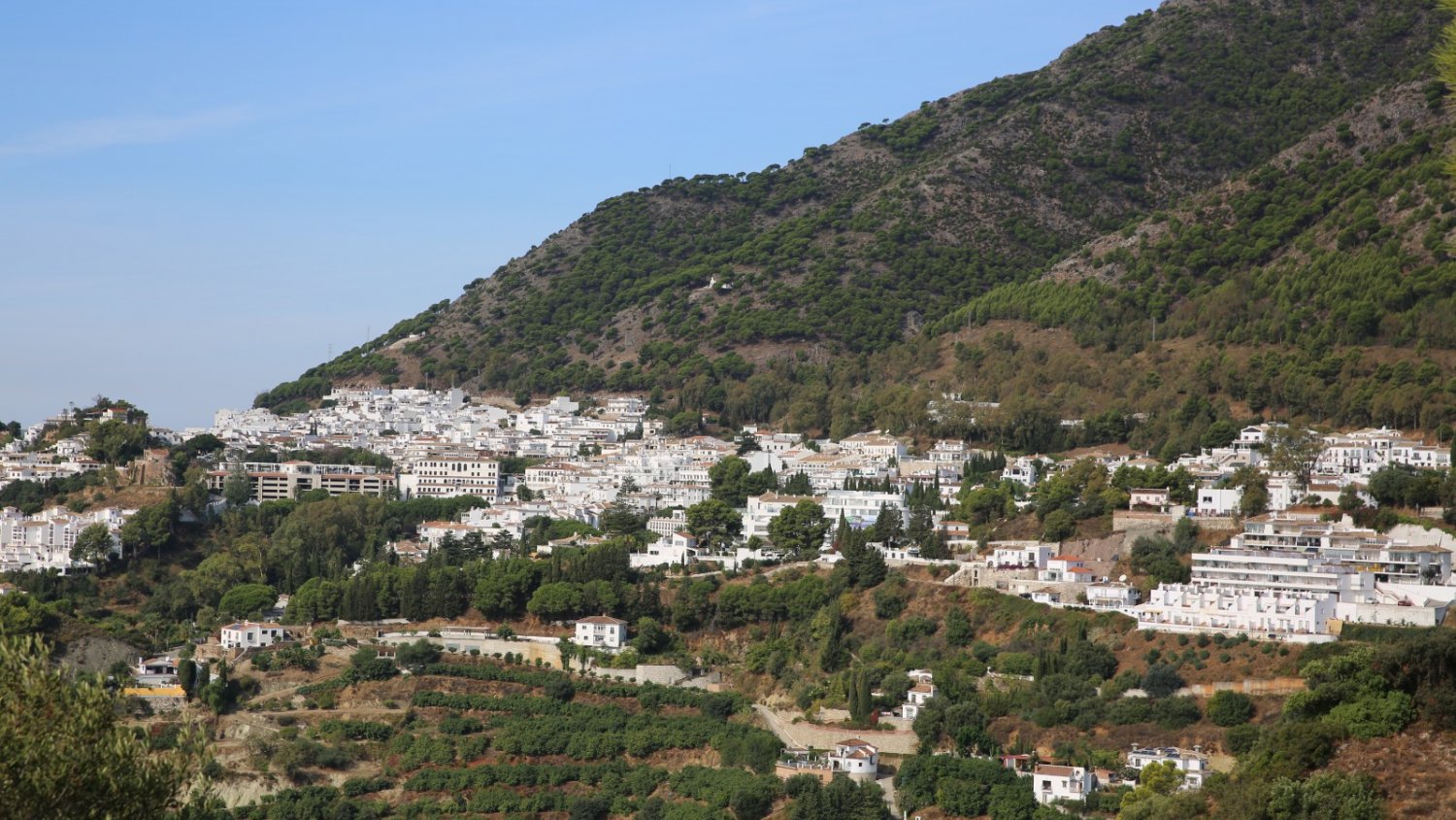 El Ayuntamiento de Mijas saca a concurso público el mantenimiento de la sierra