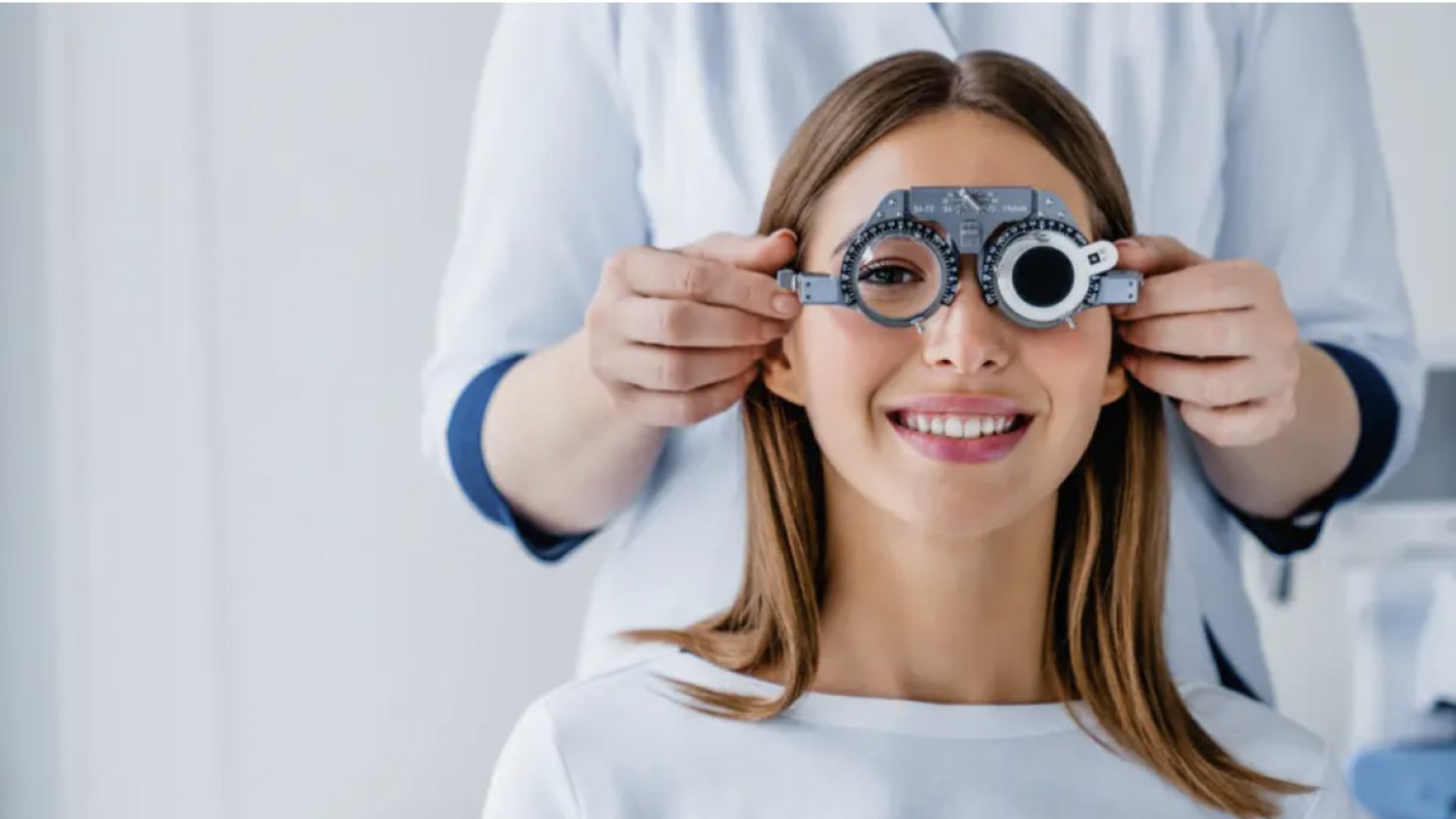 Más de 270.000 menores de 16 años se podrán beneficiar en Málaga de la ayuda del Gobierno de España para la compra de gafas y lentillas