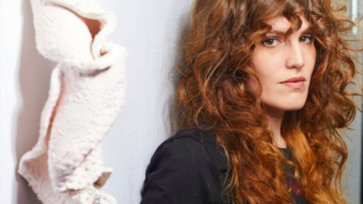 La artista malagueña Paloma de la Cruz presenta en la Casa de Velázquez 'Floreo, vueltas, remolino, despliegue, lanzamiento y arrastre'