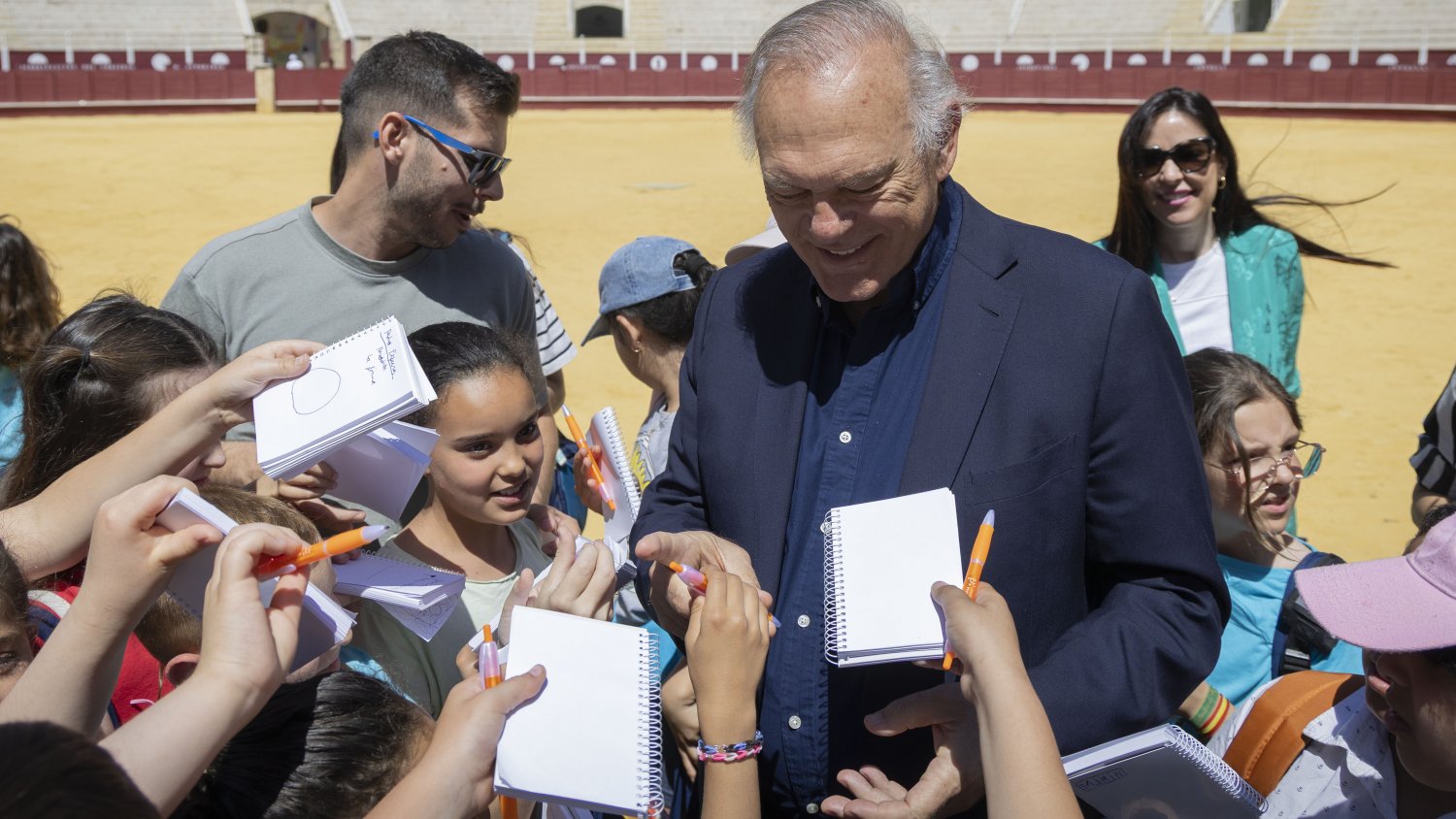 Pedro Piqueras pide a los escolares malagueños que eviten la adicción a las pantallas