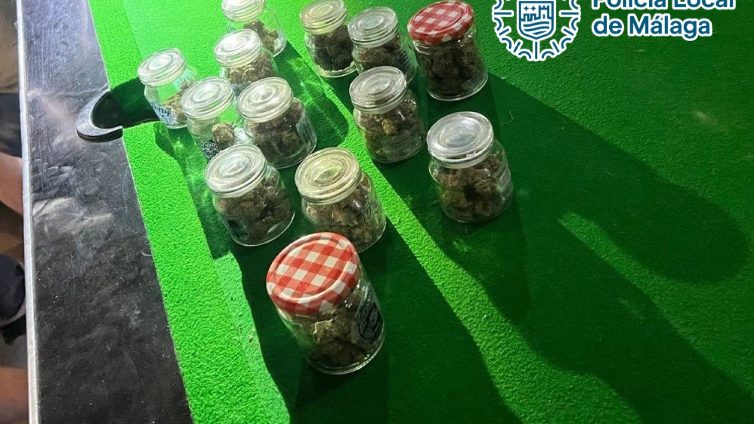 Detenidos los responsables de una asociación procannabis que incumplían reiteradamente el decreto de cierre y cese de actividad
