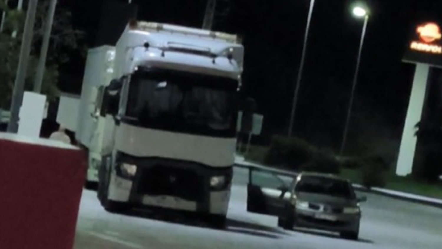 Desarticulada una trama relacionada con más de una veintena de robos en vehículos en áreas de descanso de la provincia de Málaga