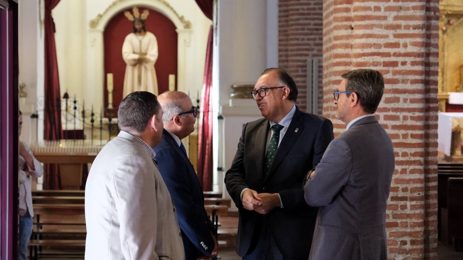 Inaugurada la nueva oficina de información turística en Canillas de Albaida para reforzar el turismo de interior e impulsar la economía rural