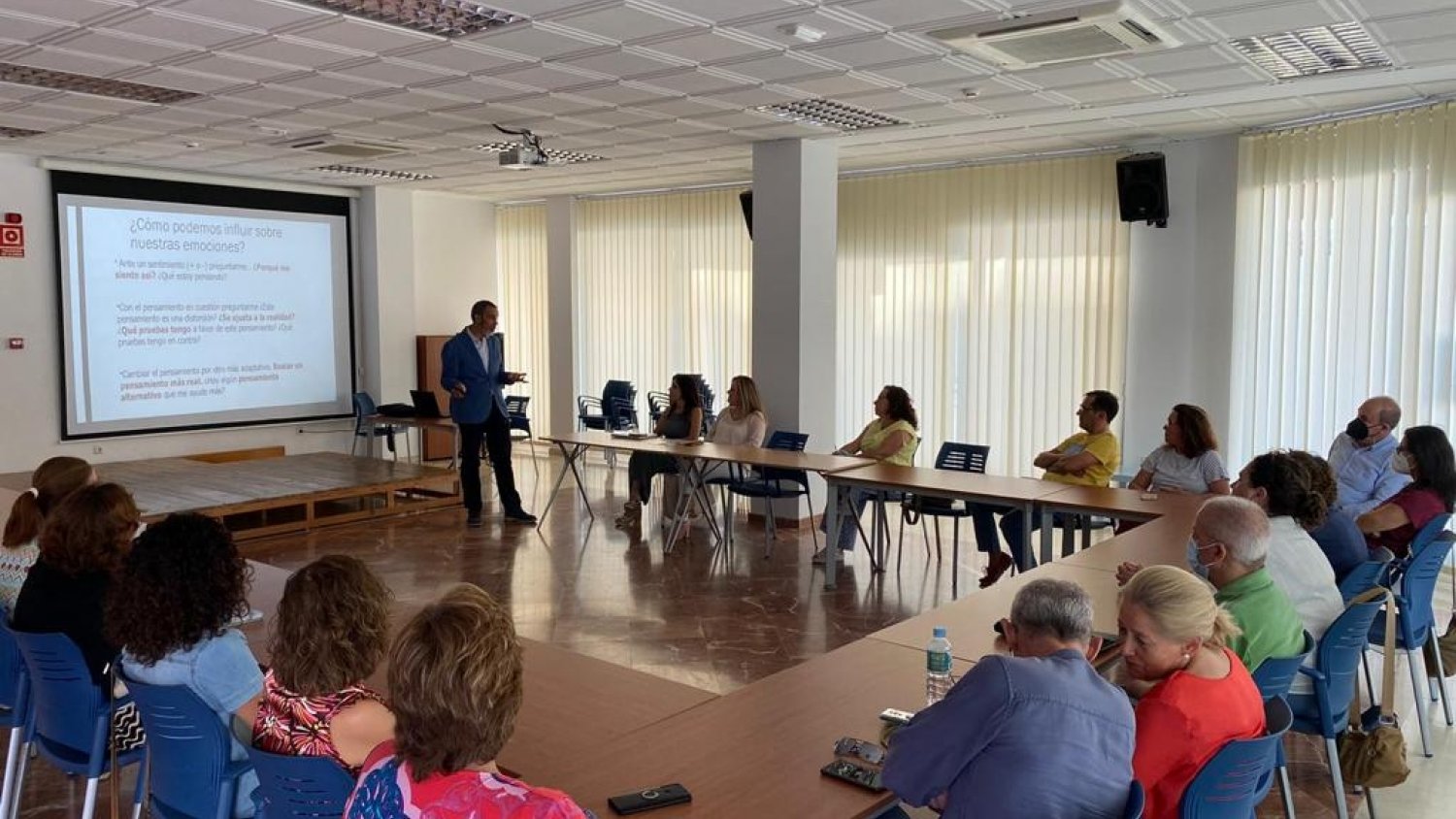 El Área Sanitaria Norte de Málaga – Antequera imparte un taller de afrontamiento del estrés en el entorno laboral