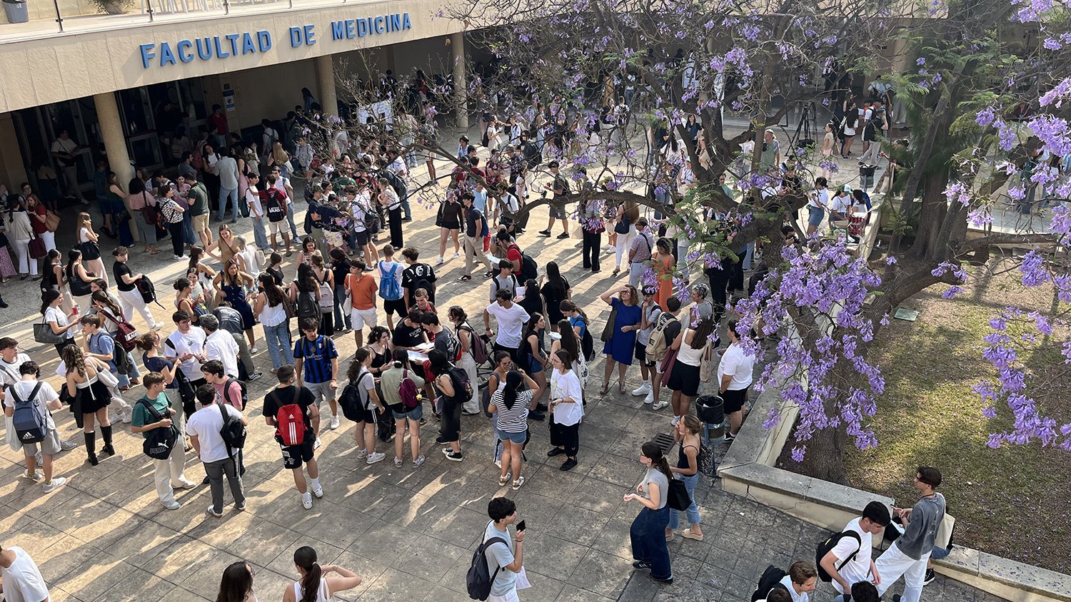 Primer día de la PAU sin incidencias destacables, con las asignaturas troncales a examen