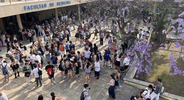 Primer día de la PAU sin incidencias destacables, con las asignaturas troncales a examen