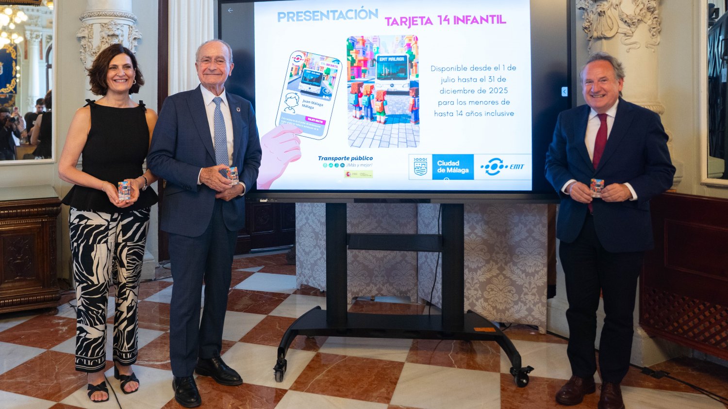 El Ayuntamiento implanta la gratuidad de los autobuses urbanos para malagueños de hasta 14 años desde el 1 de julio