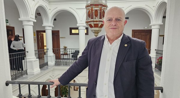 Vox hace en Mijas un llamamiento directo a los jóvenes del municipio: “Queremos escucharos sin filtros, sin ideologías y sin postureo”