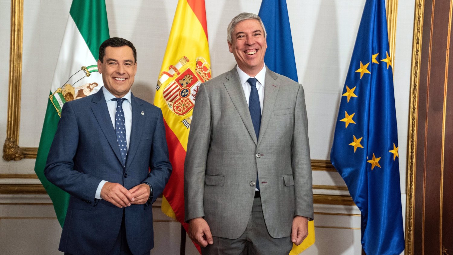 Moreno señala que la apuesta de Renault por Andalucía contribuye de forma decisiva a su progreso económico
