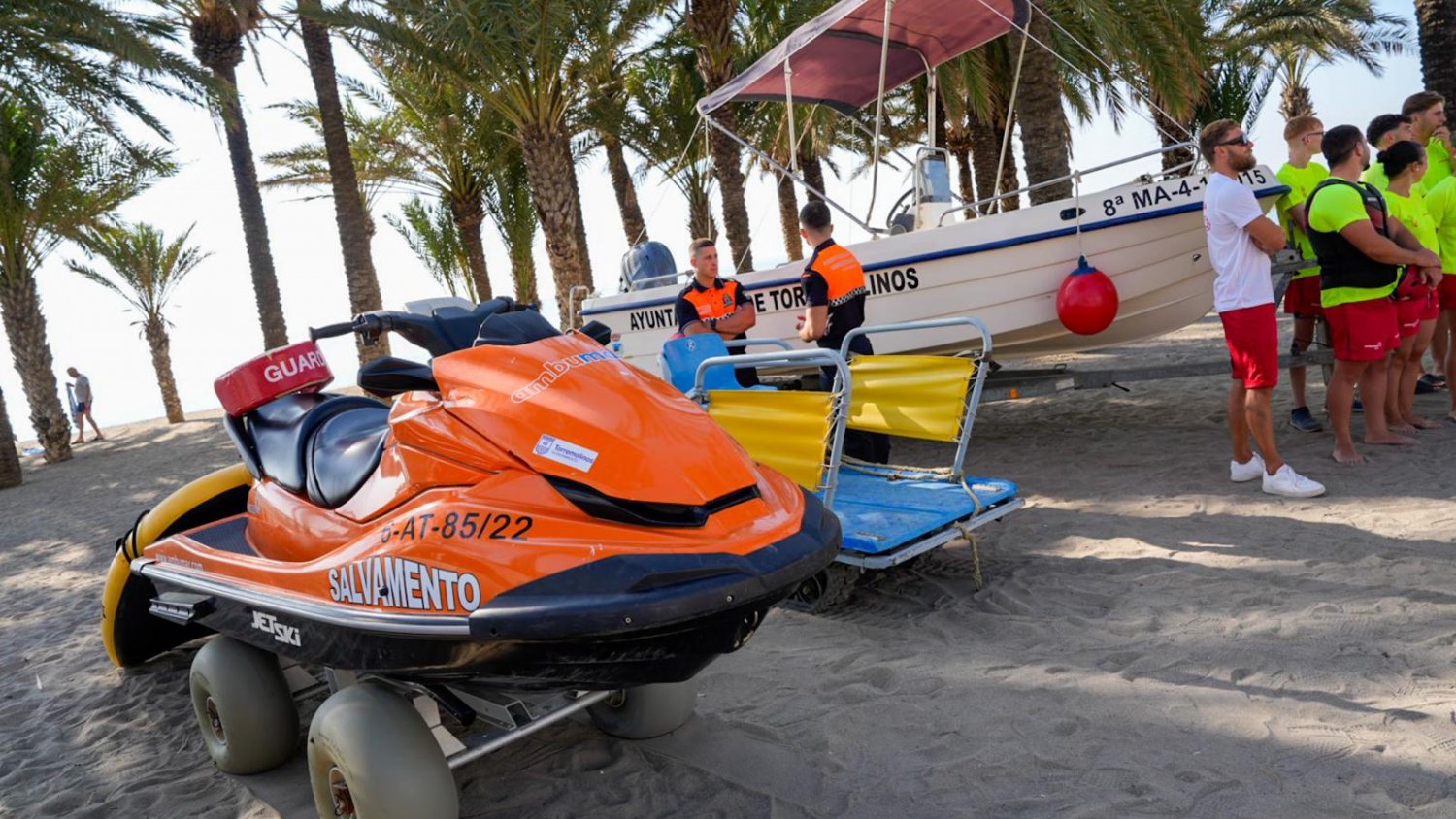 Cerca de 40 profesionales garantizarán la seguridad de los usuarios de las playas de Torremolinos este temporada