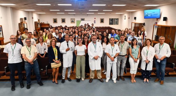 El Hospital Clínico de Málaga da la bienvenida a 76 nuevos residentes de 34 especialidades
