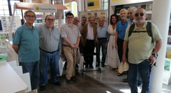 Correos acoge una exposición única de postales antiguas de Málaga organizada por el Círculo Filatélico y Numismático