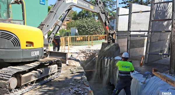 Información de movilidad con motivo del arreglo de una tubería en la avenida de La Aurora