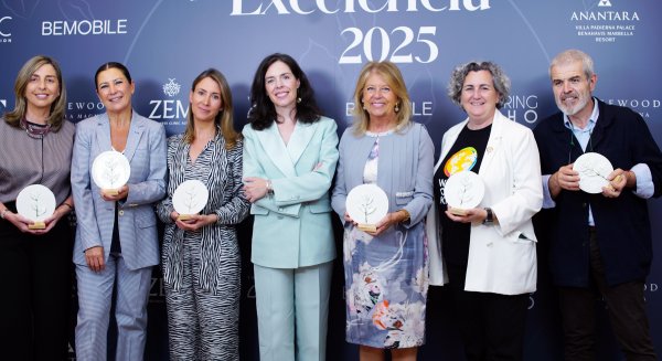 Marbella recibe un galardón a su excelencia turística en el marco de los Premios SIE, por impulsar la marca España más allá de sus fronteras