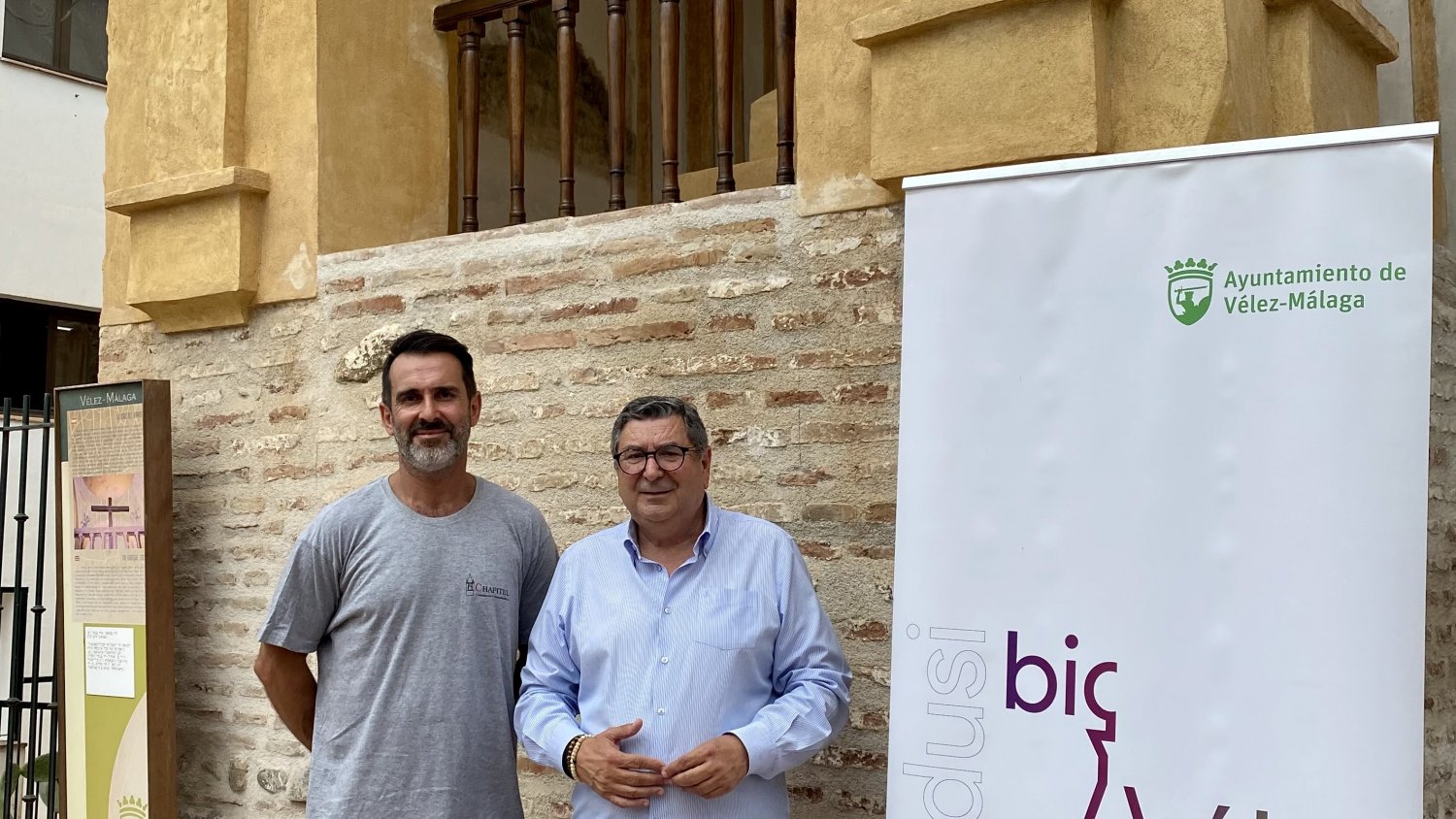 Vélez-Málaga finaliza las obras de restauración de la Cruz del Arrabal de San Sebastián