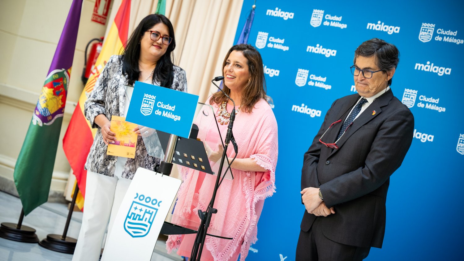 El encuentro intercultural 'Málaga con las Culturas' mostrará en el auditorio municipal Eduardo Ocón el folclore de una quincena de países