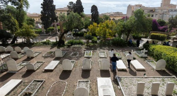 Parcemasa encarga un estudio sobre el modelo de restauración en el cementerio de San Gabriel 