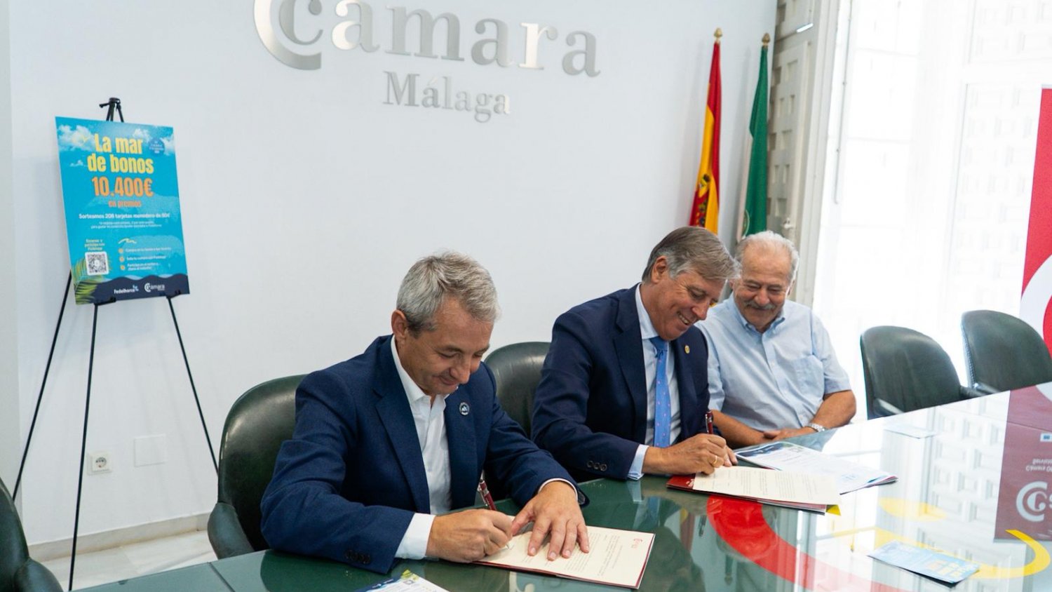 La Cámara de Comercio y Fedelhorce  presentan ‘Mar de Bonos’ para reactivar el  comercio y la hostelería 