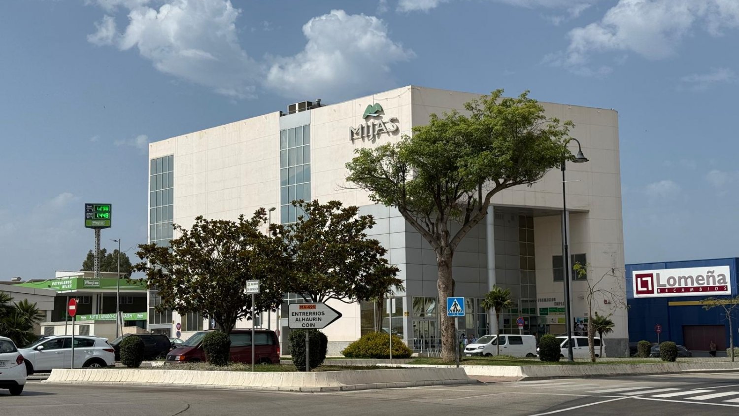 El Ayuntamiento de Mijas y la Diputación de Málaga apuestan por la inteligencia artificial para seguir impulsando el sector turístico local