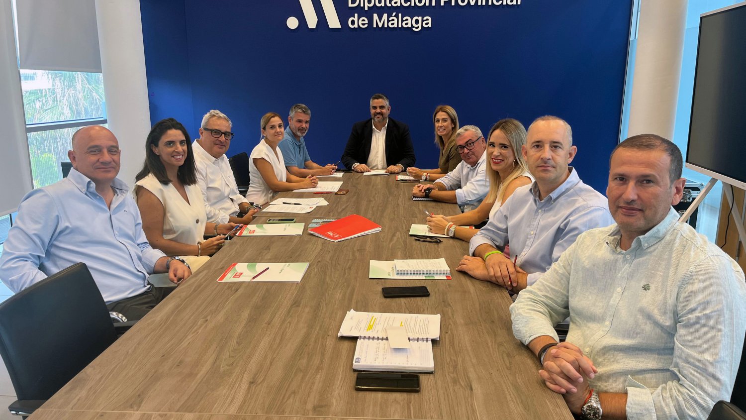 El PSOE solicita la celebración de un pleno extraordinario en la Diputación para abordar el colapso de la sanidad pública malagueña