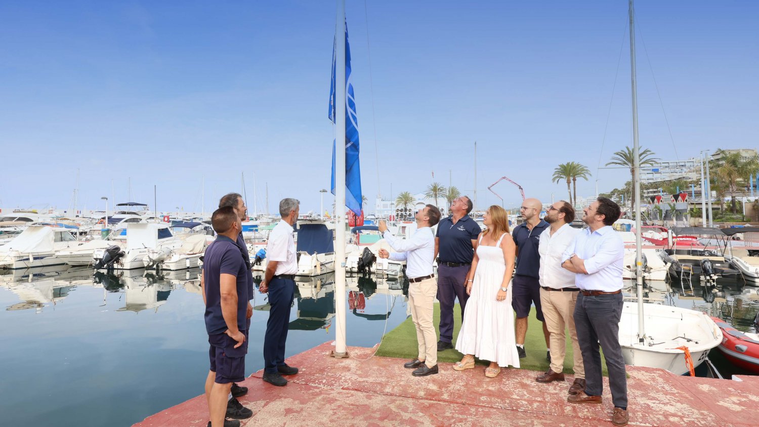 El Puerto Deportivo Virgen del Carmen renueva la bandera azul por duodécimo año consecutivo en reconocimiento a su gestión ambiental