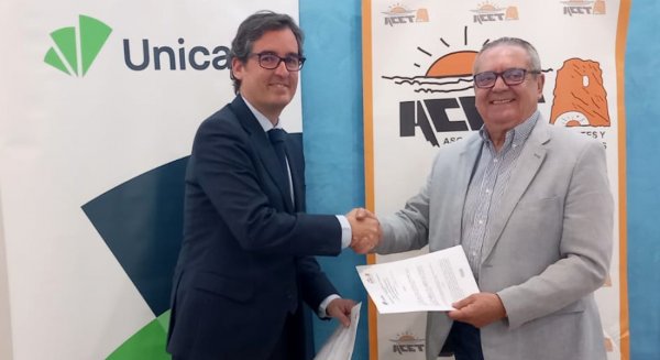 Unicaja y ACET se alían para impulsar la actividad de los comerciantes y empresarios de Torremolinos