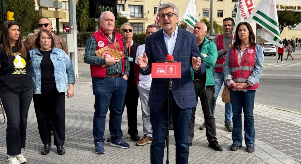 El PSOE, tras las dimisiones de profesionales de la sanidad malagueña: 'Quien tiene que dimitir es el delegado de Salud'