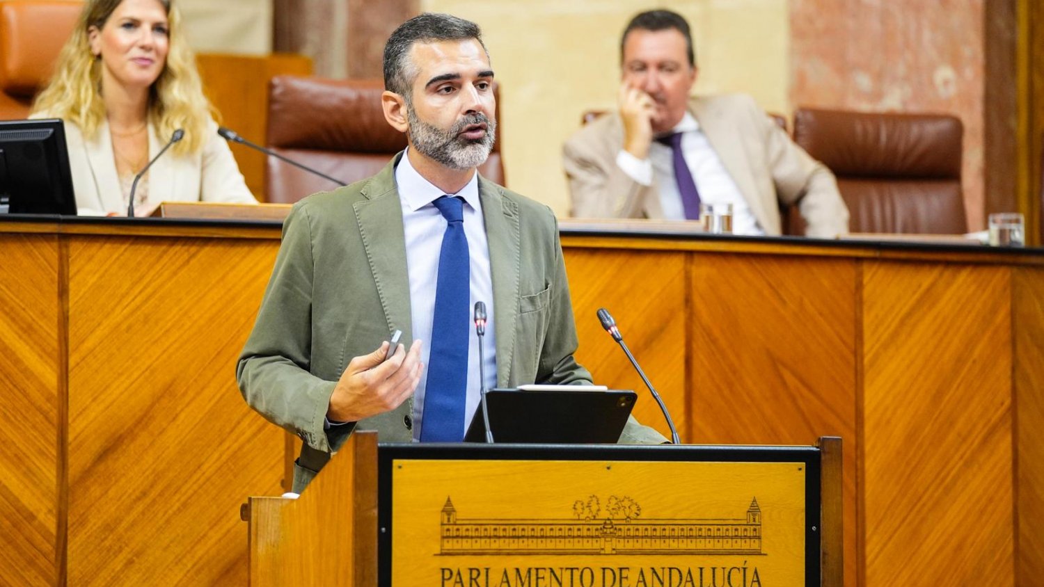 El consejero subraya la unidad de acción de la Junta con el sector en la defensa del campo y la agroindustria