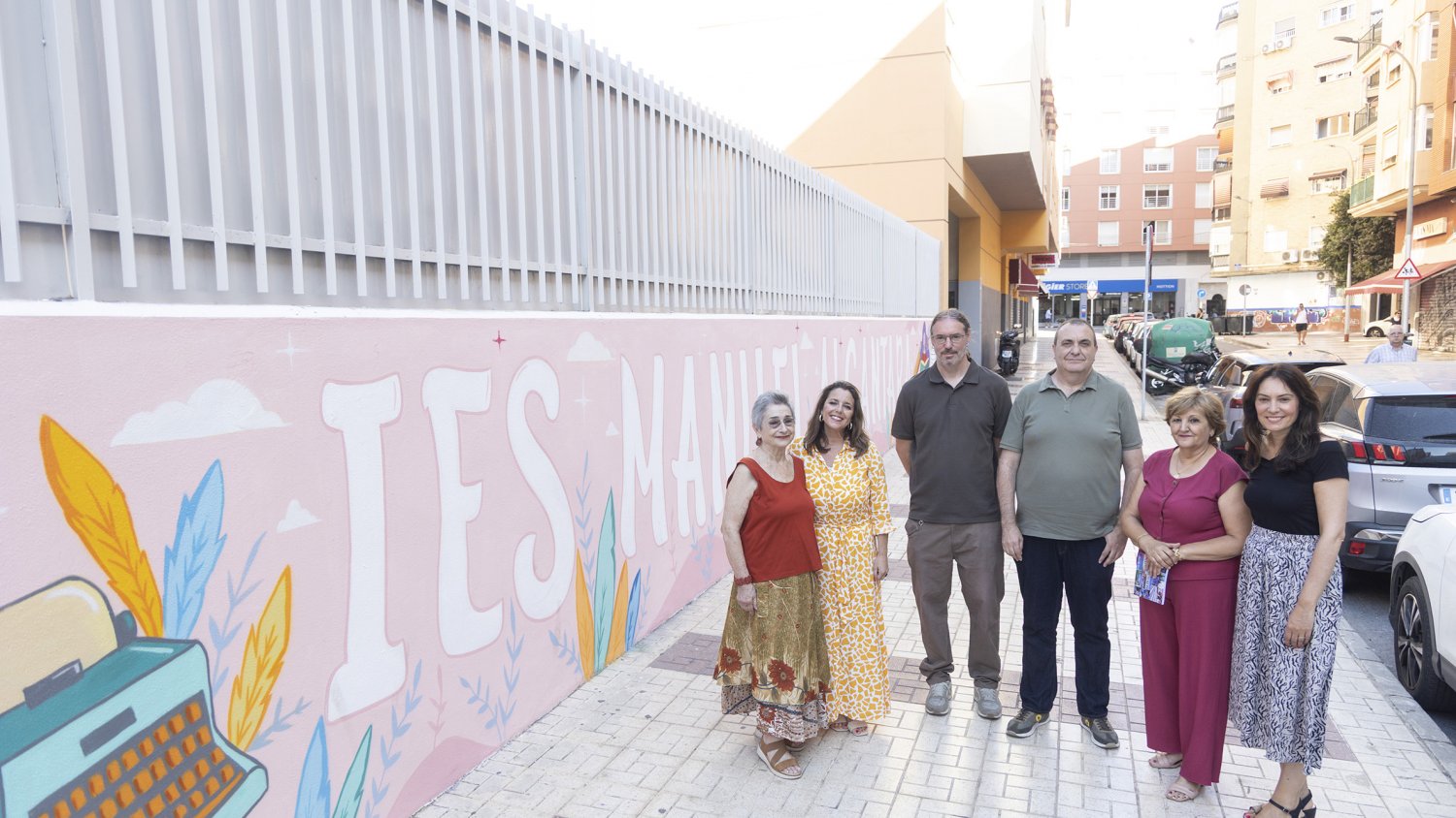 El programa de promoción del arte urbano 'Málaga Más Bella' incorpora un nuevo mural en el IES Manuel Alcántara