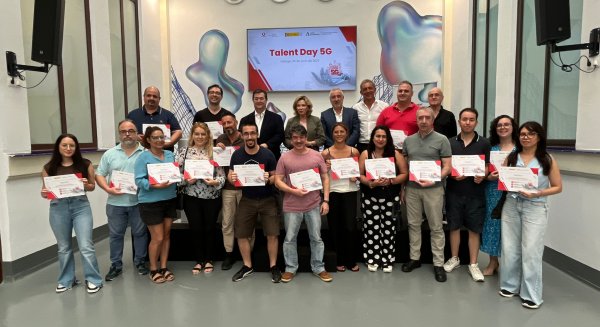 Más de 600 personas se han formado en 5G en Málaga gracias a un programa de la Junta en colaboración con Vodafone