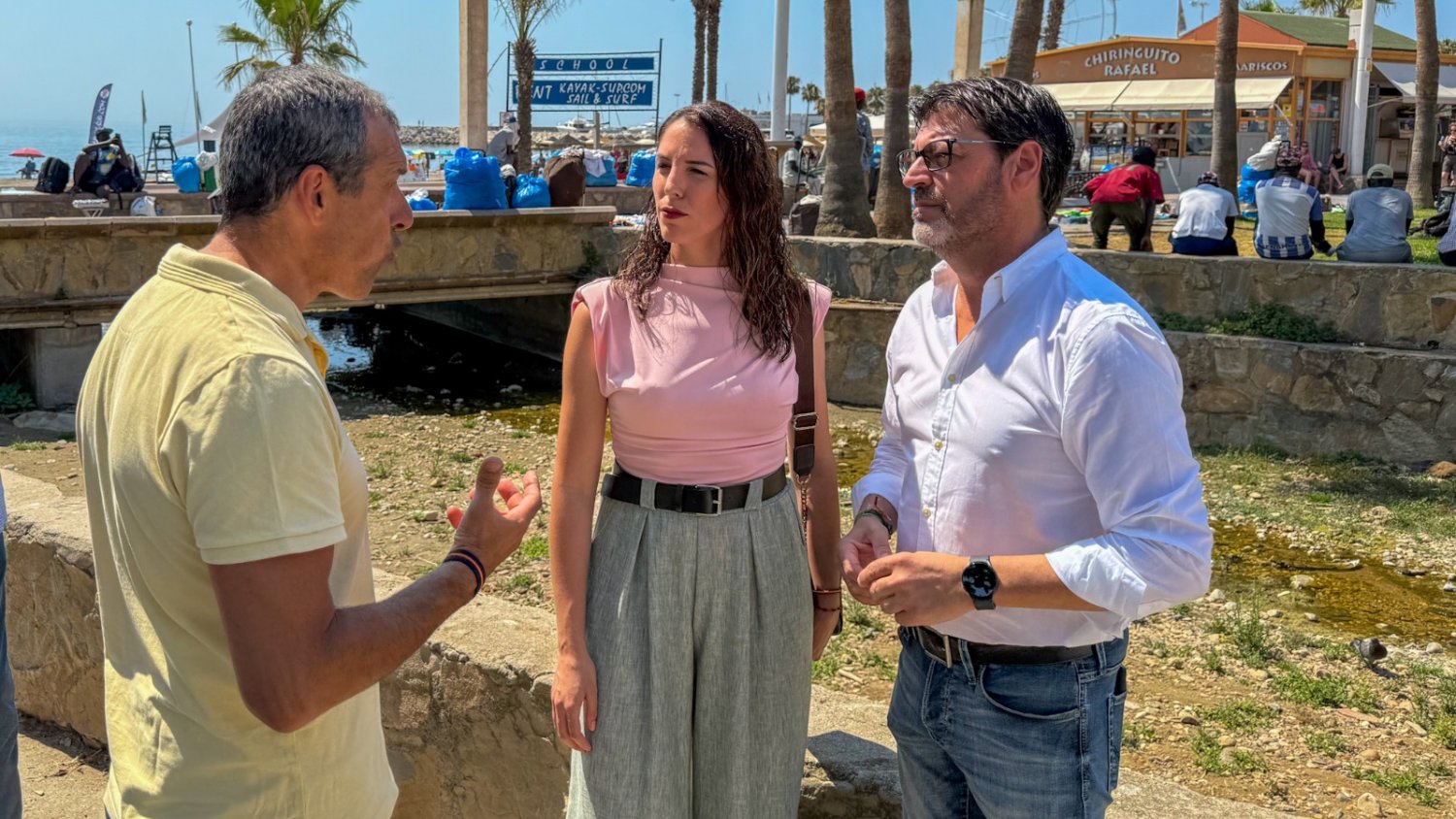 Vox reclama más presencia policial en los paseos marítimos de la Costa del Sol para acabar con el 'top manta'
