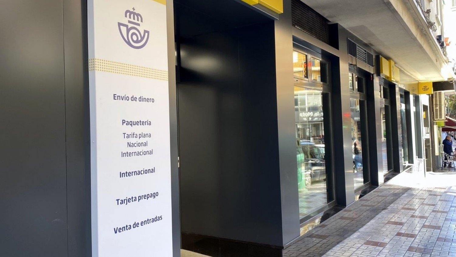 Correos ofrece el servicio de pago de tasas, tributos y recibos a través de 68 oficinas y 95 rurales en la provincia de Málaga
