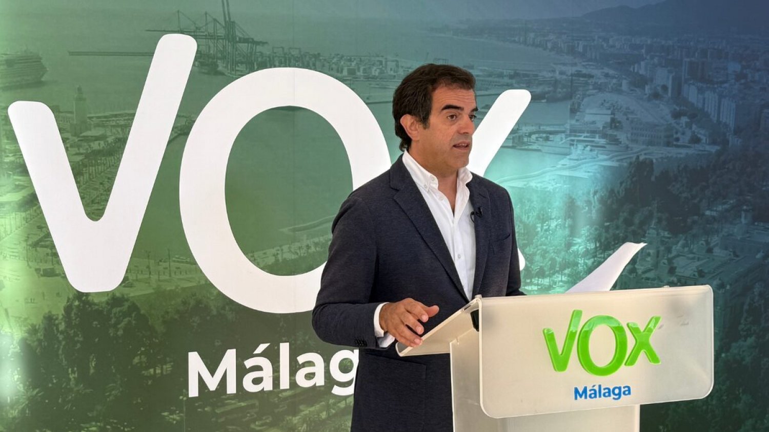 Vox registra el Parlamento andaluz una PNL para proteger a las familias de Torremolinos amenazadas con el  desahucio