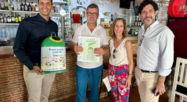 Fuengirola redobla su apuesta por la sostenibilidad hostelera para lograr su quinta 'Bandera Verde' de Ecovidrio