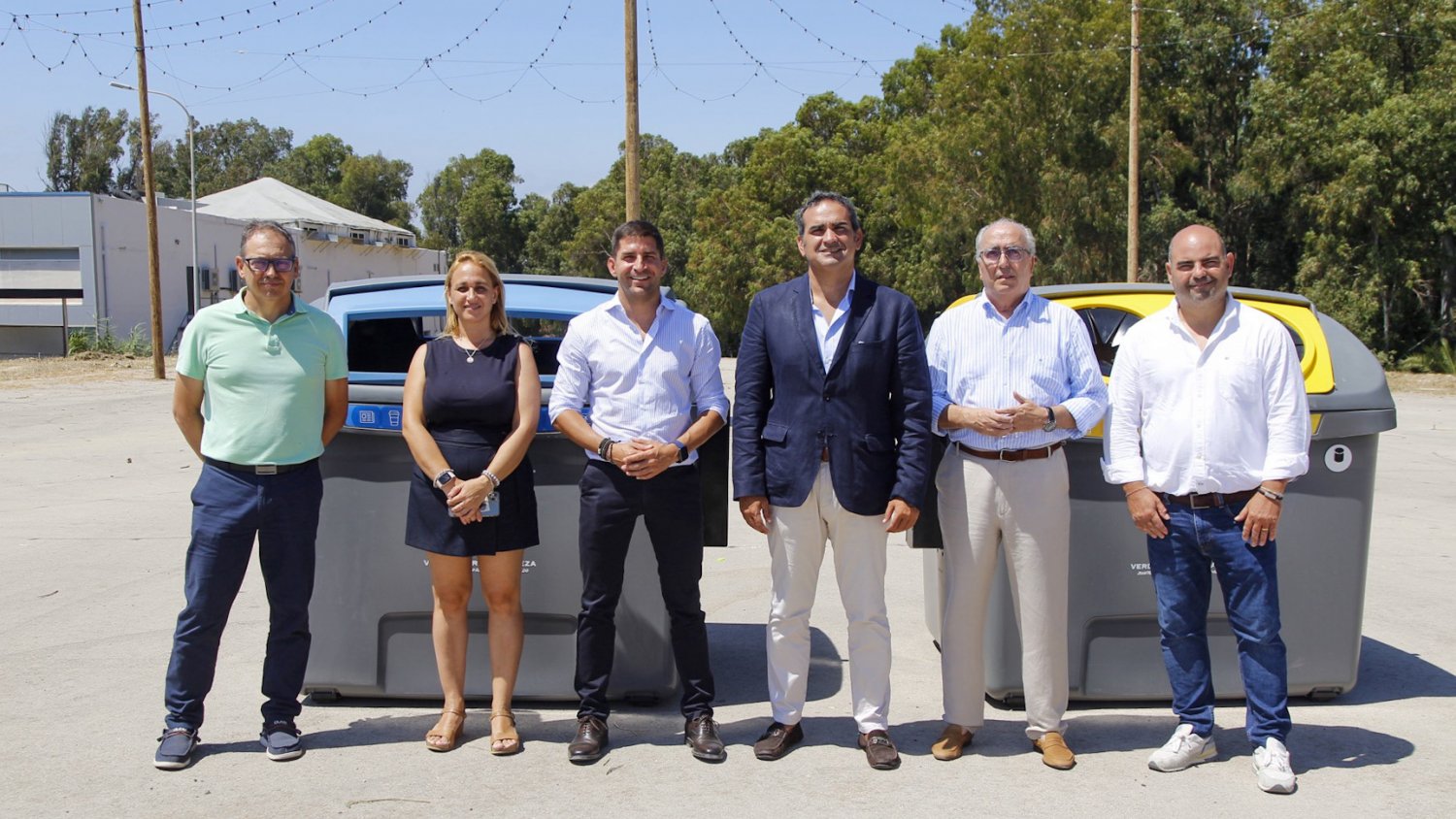 Comienza la distribución de los 600 nuevos contenedores de envases ligeros y papel-cartón por la Costa del Sol