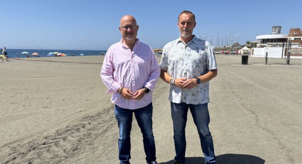 Vélez-Málaga invierte casi 200.000 euros en mejoras y equipamientos en todas sus playas