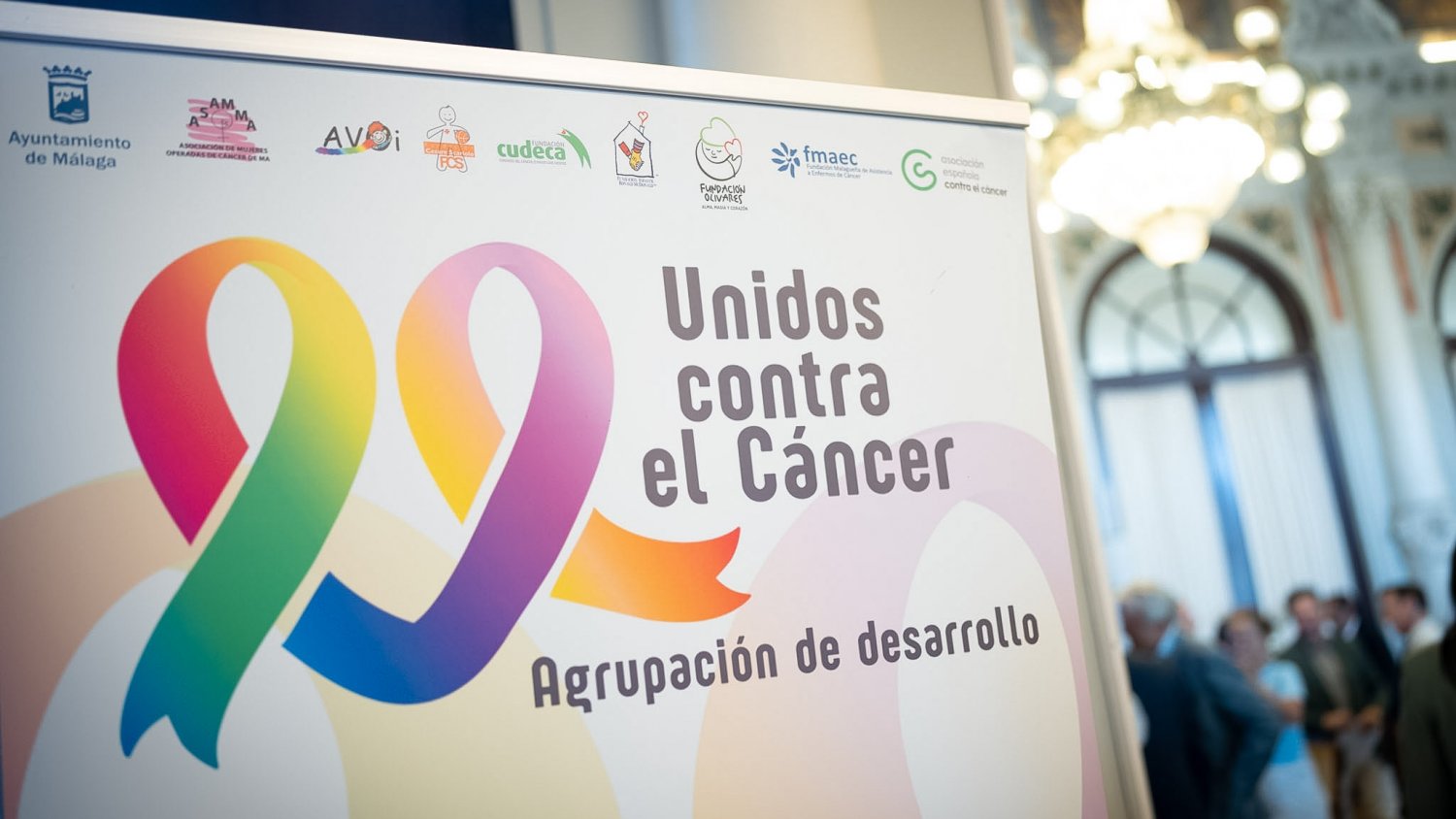 Málaga lanza una gran campaña solidaria para impulsar la investigación contra el cáncer