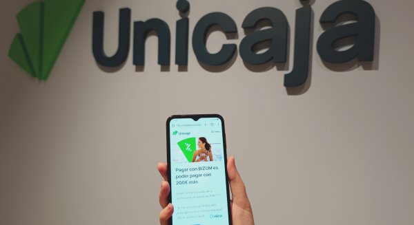 Unicaja lanza un sorteo con 20 premios de 200 euros para nuevos usuarios de Bizum
