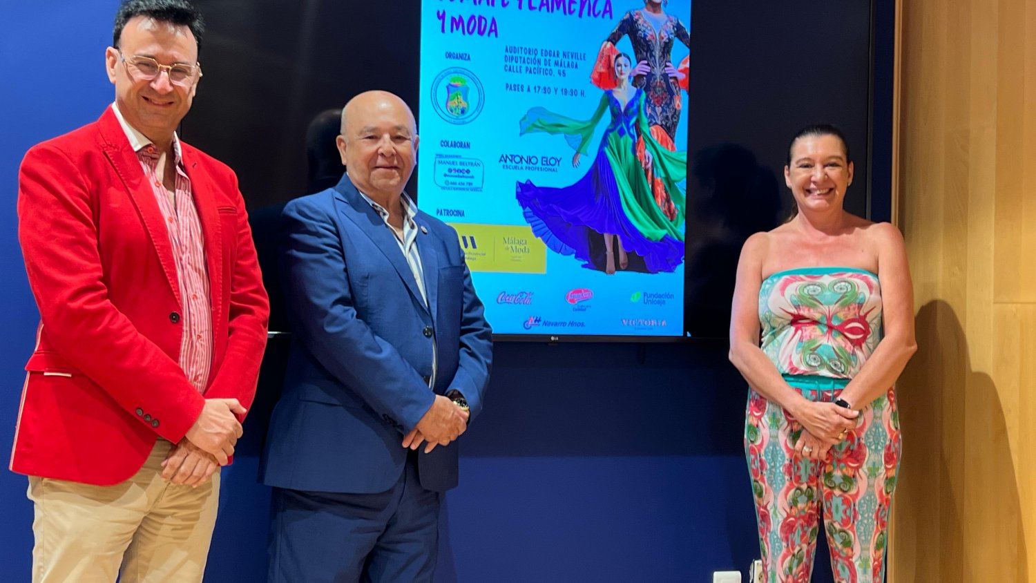 La Diputación impulsa el desfile de moda flamenca de la Federación Malagueña de Peñas con una docena de diseñadores locales