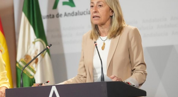 La lista de espera quirúrgica fuera de plazo cae un 57% en Andalucía en seis meses