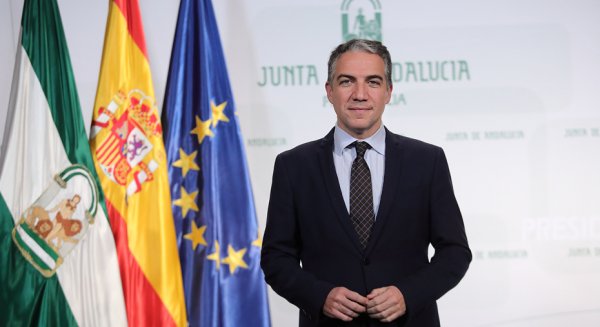 Bendodo acusa al Gobierno de usar la inmigración como herramienta de división y niega la colaboración del PP: “No repartiremos a menores como si fueran paquetes”