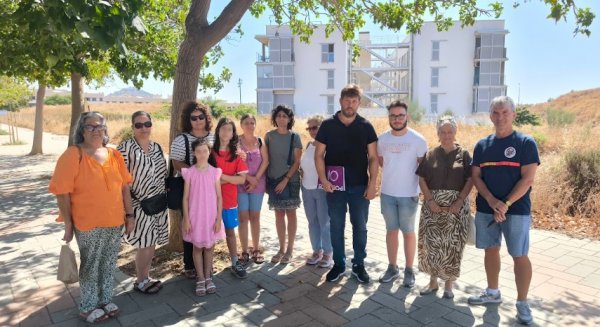 Con Málaga reclama una intervención urgente para frenar la quema de residuos en Los Asperones