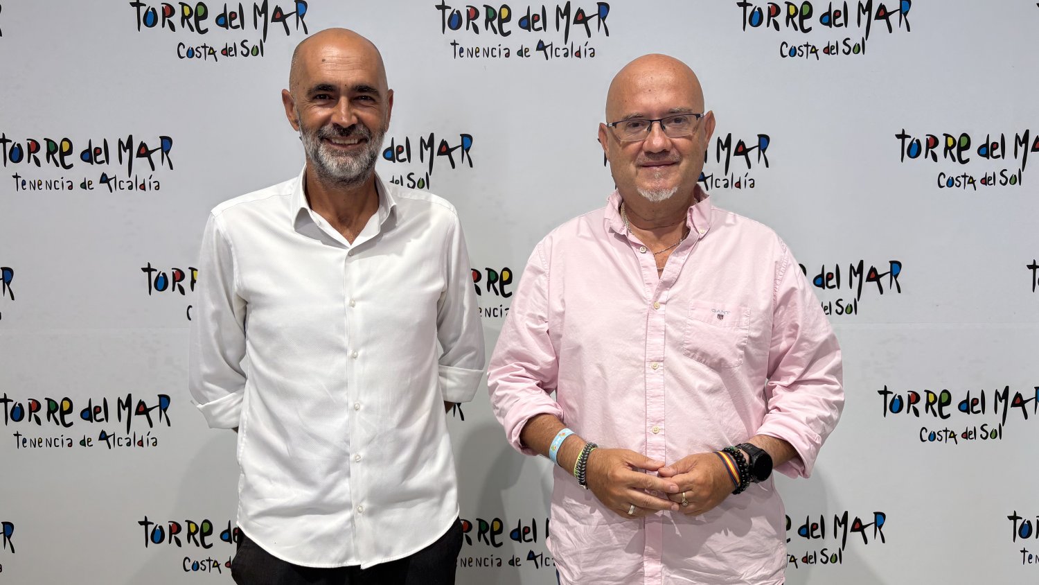 Vélez-Málaga refuerza su compromiso con la igualdad con la instalación de puntos violetas en eventos multitudinarios este verano