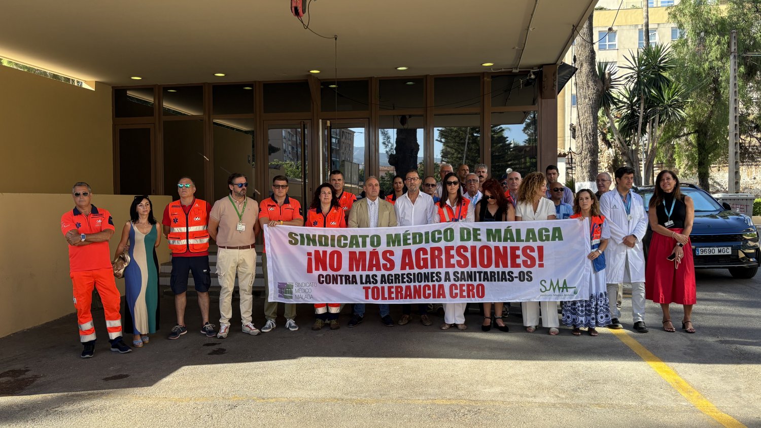 Insultan y arrojan una zapatilla a la cara a un sanitario de emergencias durante una asistencia en Mijas