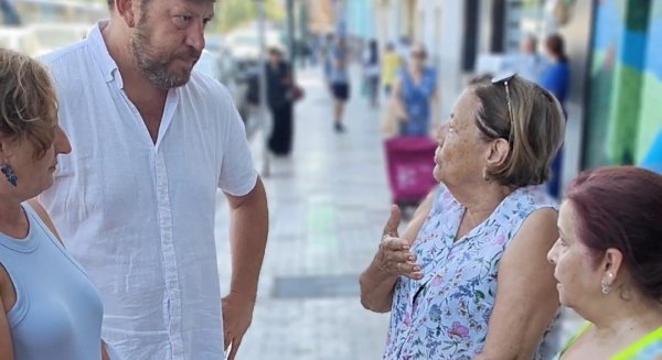 Sguiglia exige la dimisión de Teresa Porras por la 'negligente' gestión de la limpieza en los barrios