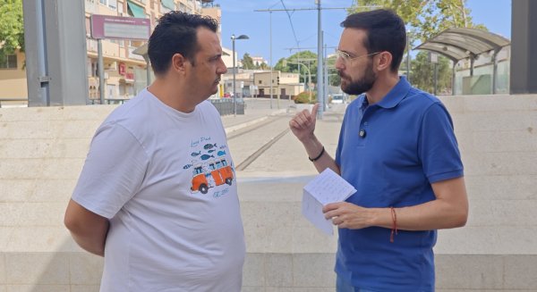 El PSOE acusa a Lupiáñez de “mentir” y de renunciar a mejorar el transporte público en Vélez-Málaga