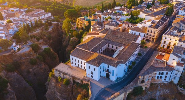 El Ayuntamiento reforzará el posicionamiento de Ronda como destino de turismo MICE
