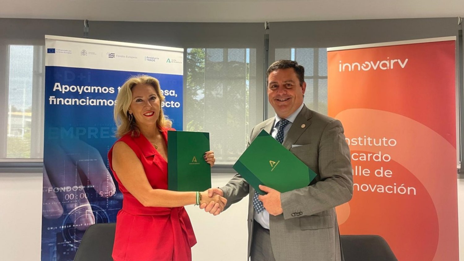 Economía sella un acuerdo con Innova IRV para impulsar la tecnología andaluza